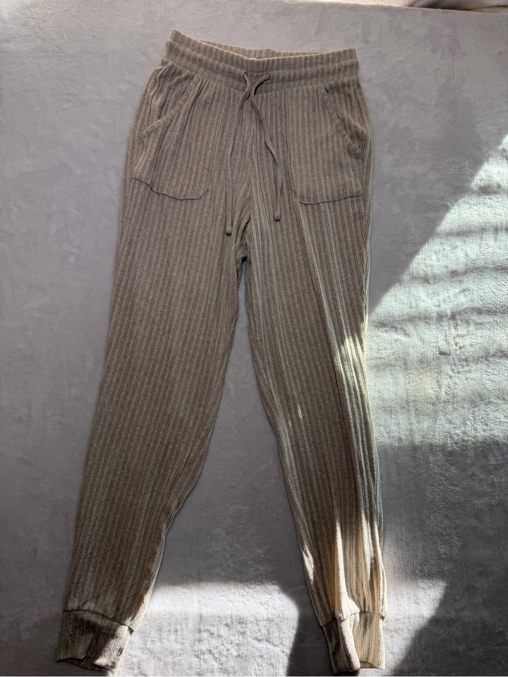 Ribbed Knit Jogger Pants Women’s Size S Beige Cozie by Pink Rose